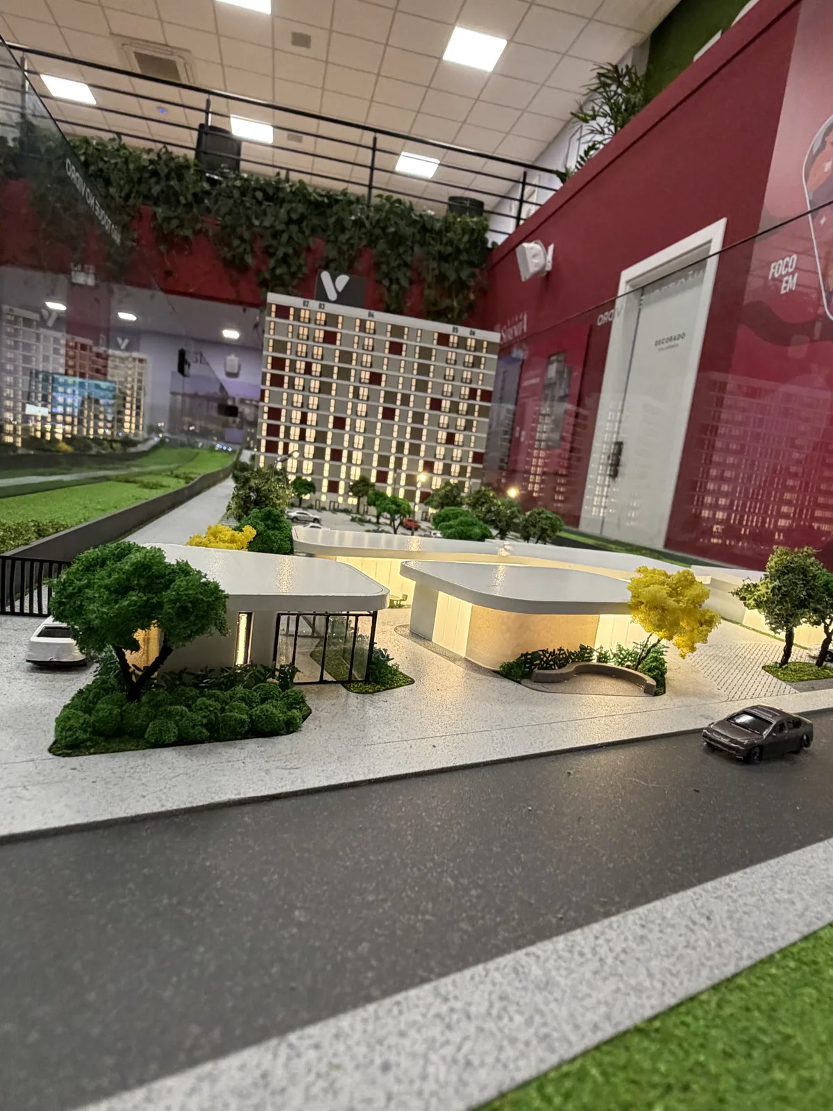 Maquete física VivaCorp, escala 1:150 — vista 1